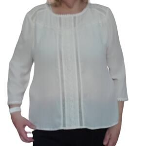 Lauren Conrad Size XXL (tighter fit) White Front Lace White Back Button Blouse